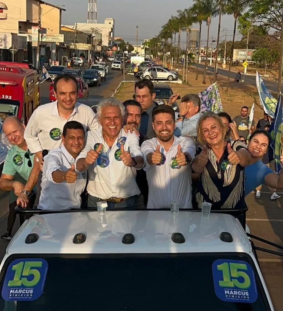 “Marcus Vinicius é a melhor escolha para Valparaíso”, diz Caiado ao liderar carreata na cidade