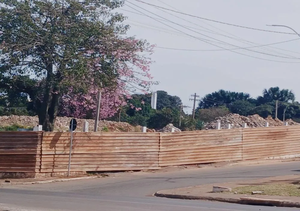Fechamento do CAIS completa 9 meses em 1º de junho, sem qualquer indício de obras 