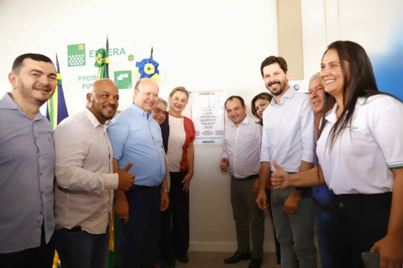 Com presença do Governador em exercício, Atende Val é inaugurado em Valparaíso de Goiás