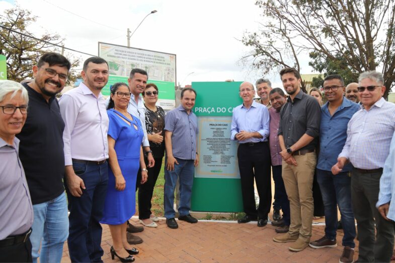 Praça do CAIC é inaugurada em Valparaíso