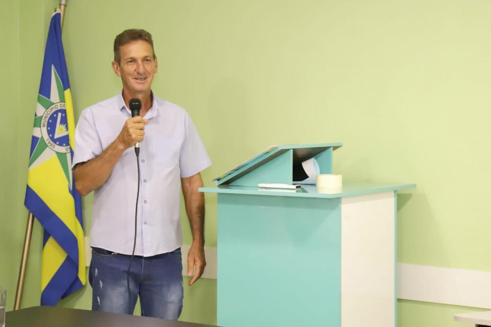 Empresário Elson do Varejão assume secretaria de Desenvolvimento Econômico e Trabalho de Valparaíso de Goiás